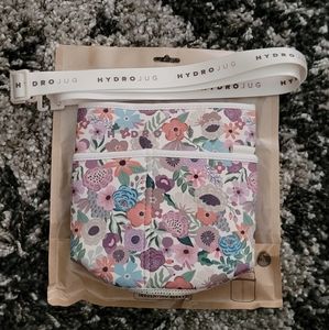 Hydrojug vintage floral sleeve